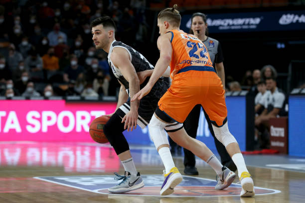 赛里木湖当 赛里木湖当