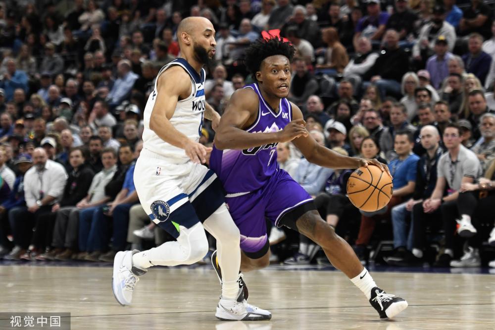 这名前锋在 这名前锋在